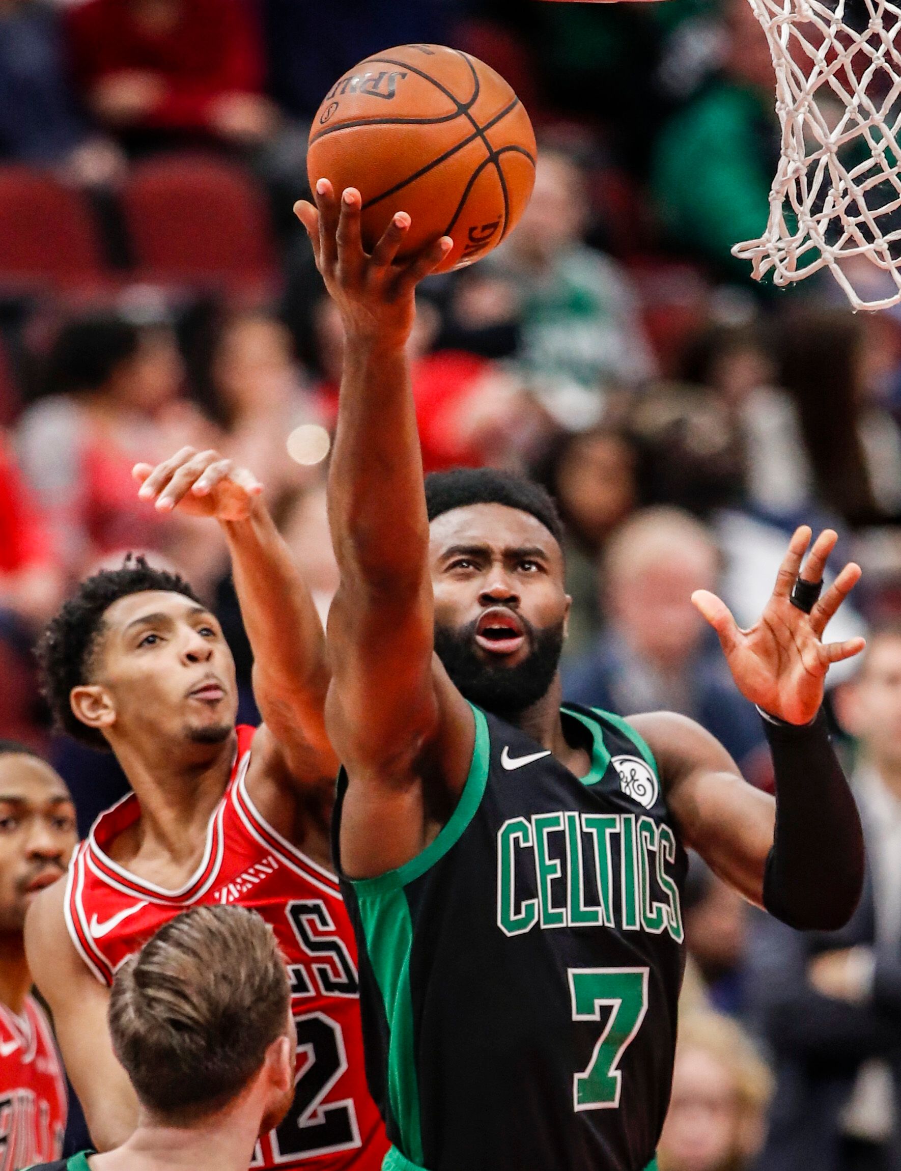 米兰达：很少有人能和斯帕莱蒂关系好，他的为人我还是不说了（米兰达：与斯帕莱蒂相处顺利者寥寥，对其为人我不便多谈）