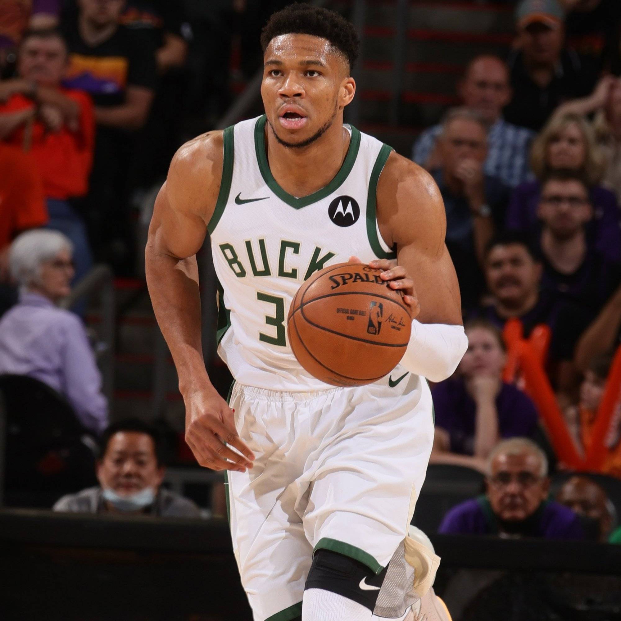 塞内加尔新一期名单：雅克松领衔，姆巴耶、马马杜-萨尔入选（塞内加尔新名单出炉：雅克松领衔，姆巴耶、马马杜-萨尔在列）