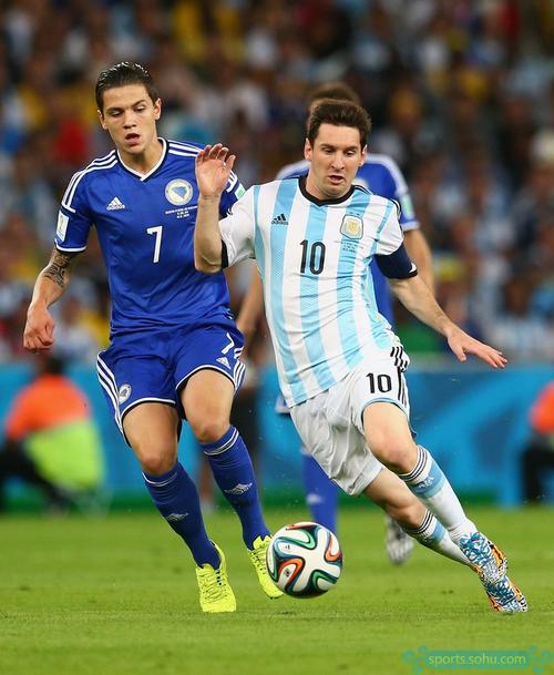 欧冠：利物浦3-2击败国际米兰（欧冠：利物浦3比2战胜国际米兰）