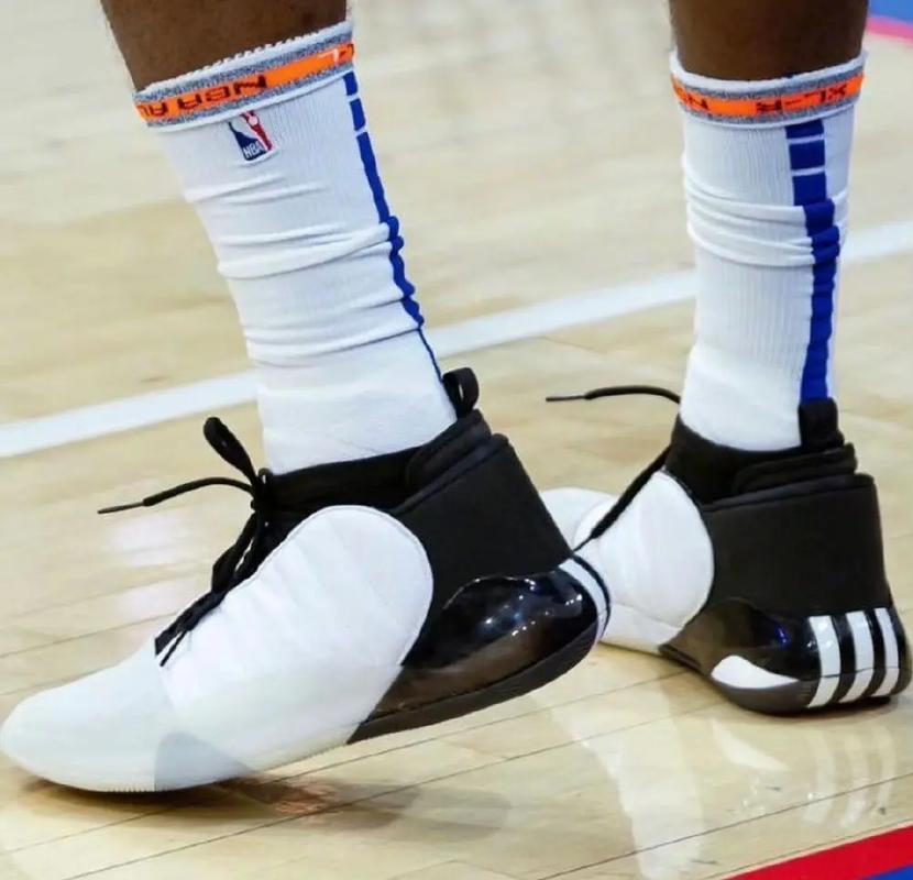 2025成都混团世界杯第二阶段 中国队总比分8-2战胜法国队（2025混团世界杯成都站第二阶段：中国队8比2击败法国队）